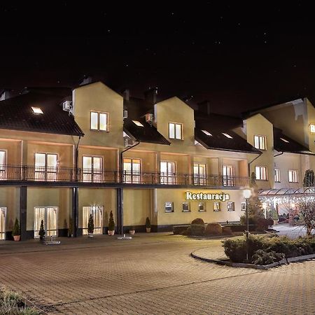Hotel Lord Debica Eksteriør bilde